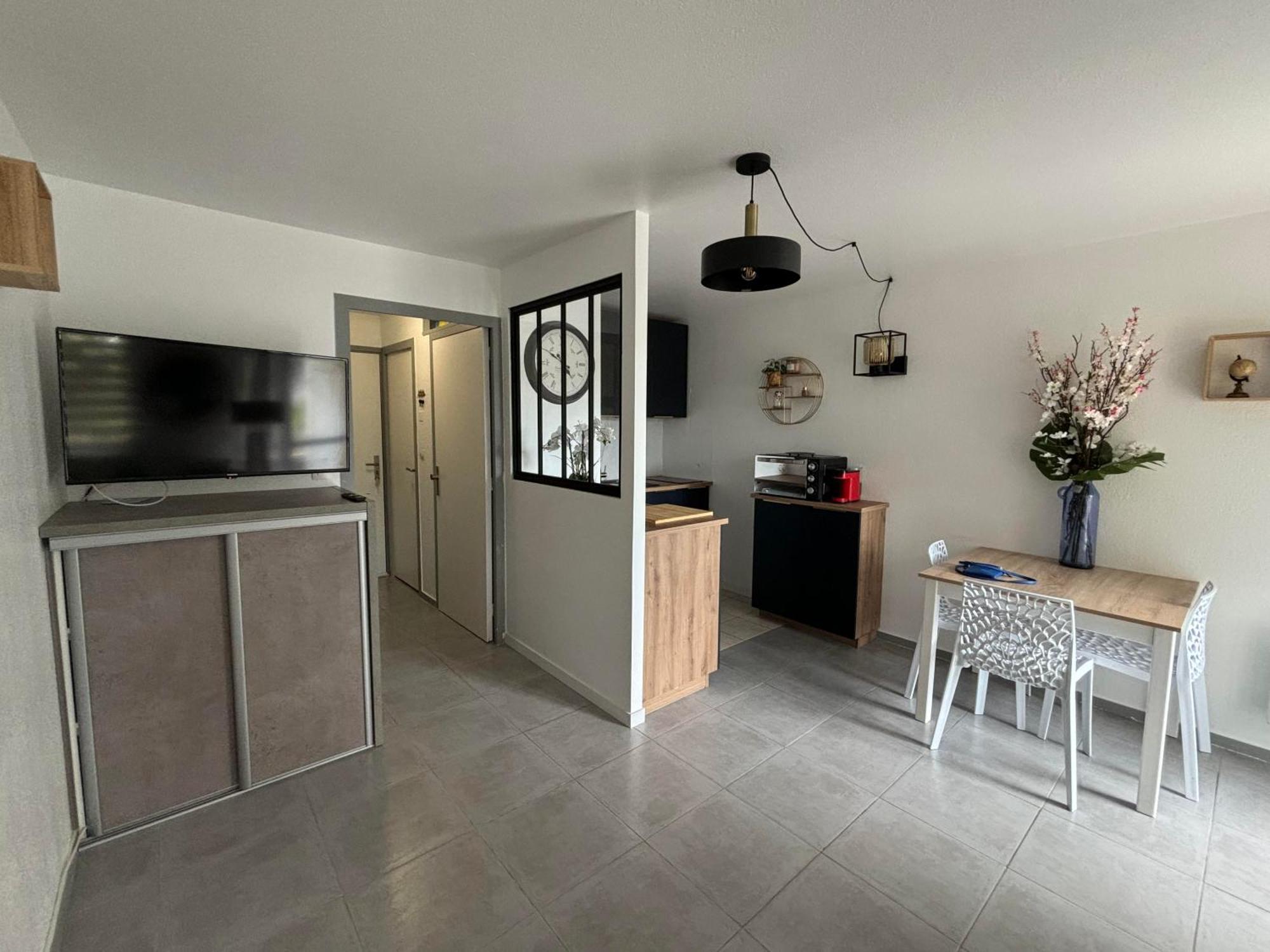 Appartement Studio 4 Personnes Dans Residence Avec Piscine Quiberon Eksteriør bilde
